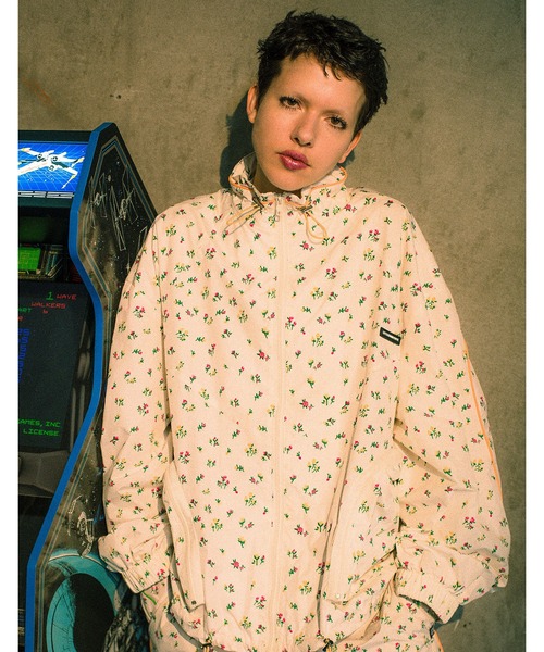 LITTLE SUNNY BITE フローラル ナイロンジャケット 花柄 Little sunny bite（リトルサニーバイト）の「floral nylon jacket