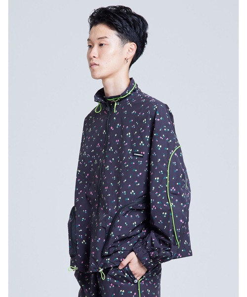 Little sunny bite(リトルサニーバイト)の「floral nylon jacket Little sunny bite(リトルサニーバイト)の「floral nylon jacket