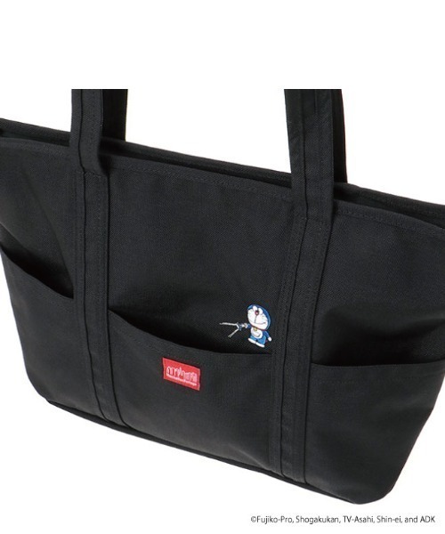 Manhattan Portage（マンハッタンポーテージ）の「Tompkins Tote Bag Doraemon 2024（トートバッグ・レディース・ブラック・MEDIUM）」の8枚目の写真