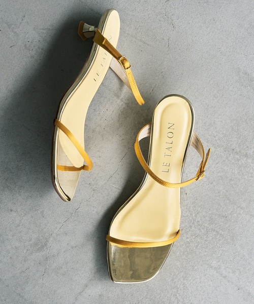 LE TALON(ルタロン)の「3.5cmWストラップサンダル(サンダル・レディース・イエロー/シルバー/ブルー/ブラック×ブラック・SMALL/MEDIUM/LARGE/X-LARGE/X-SMALL)」の4枚目の写真