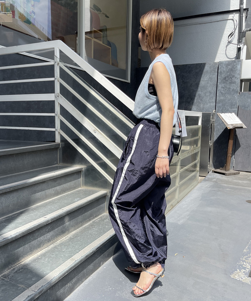 LE TALON(ルタロン)の「3.5cmWストラップサンダル(サンダル・レディース・イエロー/シルバー/ブルー/ブラック×ブラック・SMALL/MEDIUM/LARGE/X-LARGE/X-SMALL)」の14枚目の写真