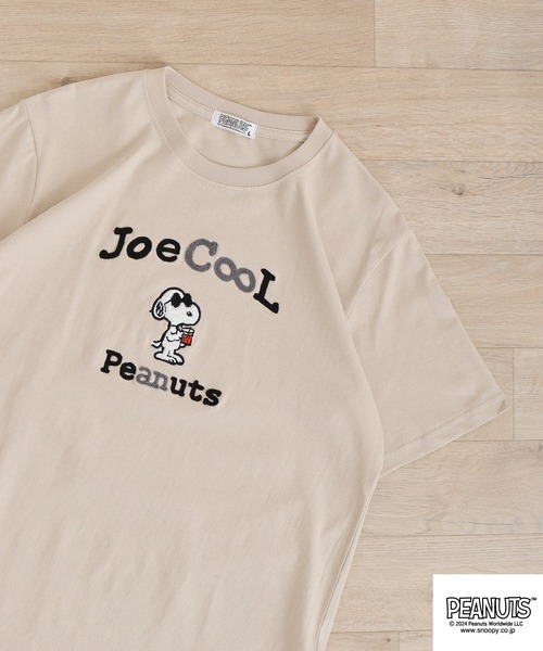 PEANUTS(ピーナッツ)の「PEANUTS 天竺SNサガラ・チェーン刺繍Tシャツ(Tシャツ/カットソー・メンズ・ブラック/ホワイト/アイボリー/グリーン系その他/ライトパープル/ブルーグリーン/ブラック系/ピンクベージュ/ホワイト系/ホワイト系1/ネイビー/レモンイエロー・LL/M/L)」の2枚目の写真