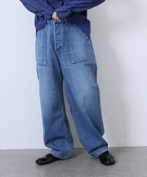 JOURNAL STANDARD LUXE(ジャーナルスタンダード ラックス)の「12OZデニム ベイカーパンツ(デニムパンツ・レディース・ネイビー/サックスブルー・SMALL/MEDIUM)」の13枚目の写真
