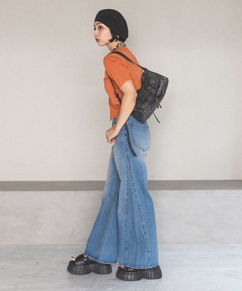 PAGEBOY（ページボーイ）の「メタルピンZIPトップス（ニット/セーター・レディース・オフホワイト/ブラック/チェリーレッド・FREE）」の21枚目の写真