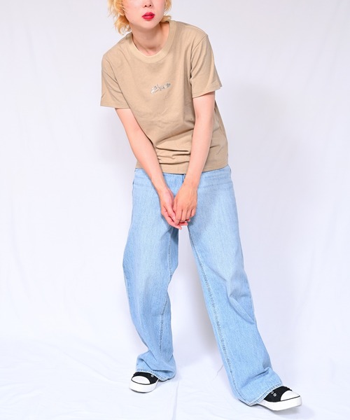 Alite cloth（アリーテクロス）の「箔プリントロゴTシャツ　Bye（Tシャツ/カットソー・レディース・ブラック/ホワイト/ベージュ/グレー/ピンク/オレンジ/ブルー/グリーン・FREE）」の10枚目の写真