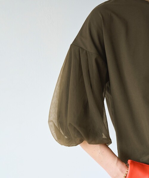 UNFILO（アンフィーロ）の「チュール レイヤード Tシャツ（Tシャツ/カットソー・レディース・ブラック系/ベージュ系/カーキ系・SMALL/MEDIUM）」の9枚目の写真