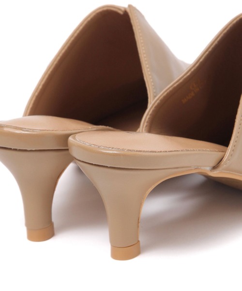 Andemiu（アンデミュウ）の「スリットミュール135144（その他シューズ・レディース・ブラック/ベージュ・MEDIUM/LARGE）」の12枚目の写真