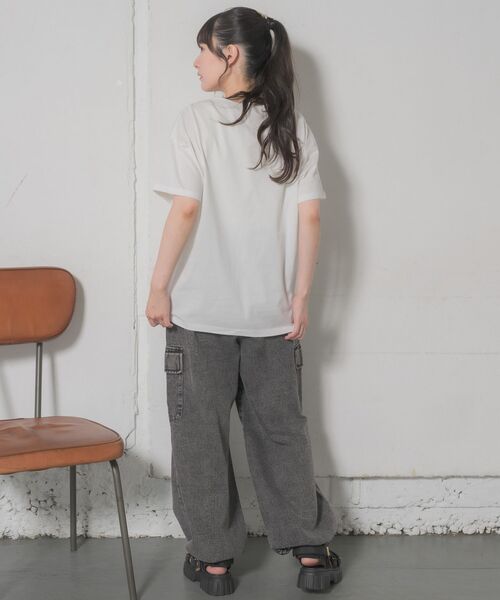 RETRO GIRL（レトロガール）の「【2サイズ展開】花刺繍TEE（Tシャツ/カットソー・レディース・ホワイト系その他2/ホワイト系その他3/ホワイト系その他4/ホワイト系その他5・ONE SIZE/FREE）」の18枚目の写真