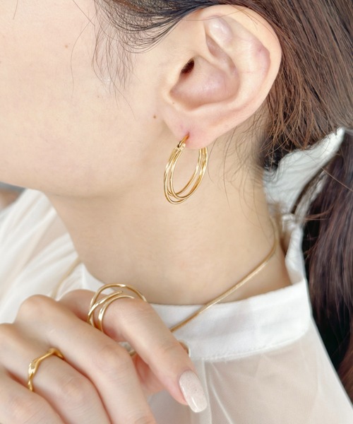 sowang(ソワン)の「トリプルフープピアス【ステンレス】-triple hoop pierce/stainless-(ピアス(両耳用)・レディース・ゴールド/シルバー・FREE)」の12枚目の写真