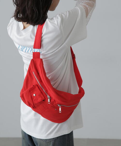 FREE'S MART（フリーズマート）の「◆クロスボディバッグ（ショルダーバッグ・レディース・レッド/ブラック・ﾌﾘ-）」の3枚目の写真