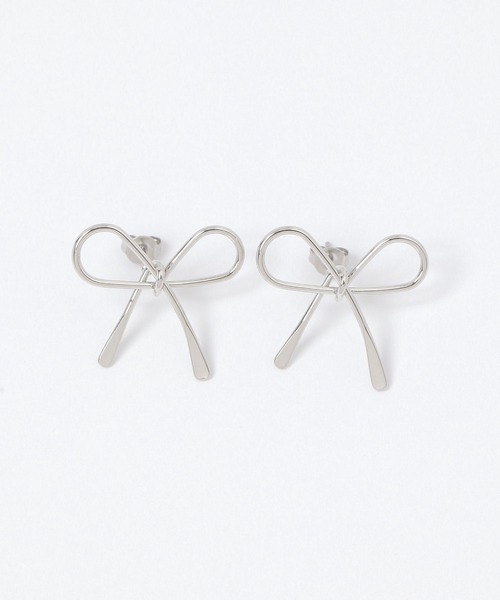 FOREVER 21（フォーエバー トゥエンティーワン）の「リボンピアス（ピアス（両耳用）・レディース・ピンク/シルバー/ゴールド・FREE）」の3枚目の写真