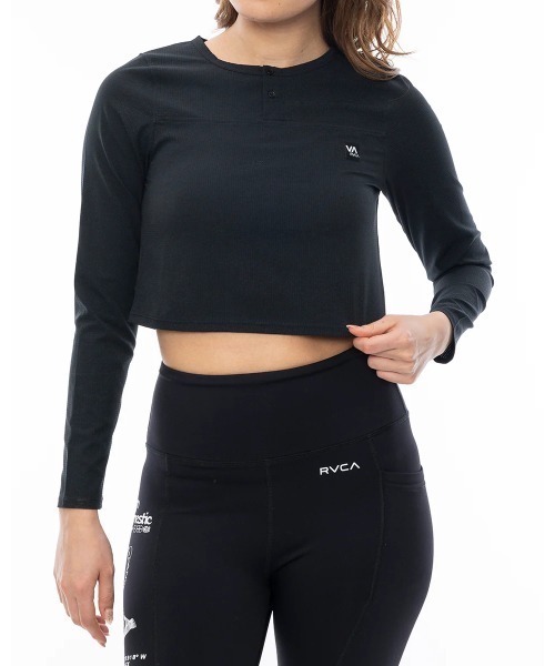 RVCA(ルーカ)の「RVCA レディース ELEMENT STREACK LS T ロンT 【2024年秋冬モデル】/ルーカショート丈長袖ロンT(Tシャツ/カットソー・レディース・ブルー/ブラック/ホワイト・SMALL/MEDIUM)」の15枚目の写真