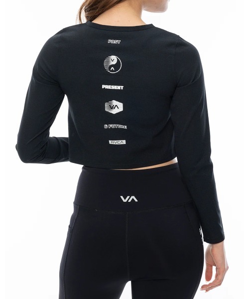 RVCA(ルーカ)の「RVCA レディース ELEMENT STREACK LS T ロンT 【2024年秋冬モデル】/ルーカショート丈長袖ロンT(Tシャツ/カットソー・レディース・ブルー/ブラック/ホワイト・SMALL/MEDIUM)」の16枚目の写真