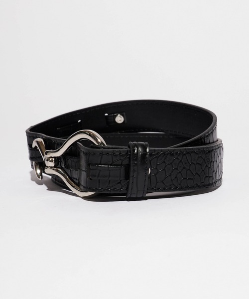 ROOPTOKYO（ループトウキョウ）の「gii select /ギィセレクト フックベルト（ベルト・メンズ・シルバー系その他/ゴールド系その他/ゴールド系その他2/シルバー系その他2/ブラック系その他/シルバー×ゴールド/ゼブラ/ホワイト×ブラック/ホワイト系/ブラック系3/カーキオリーブ/レッド・FREE）」の4枚目の写真