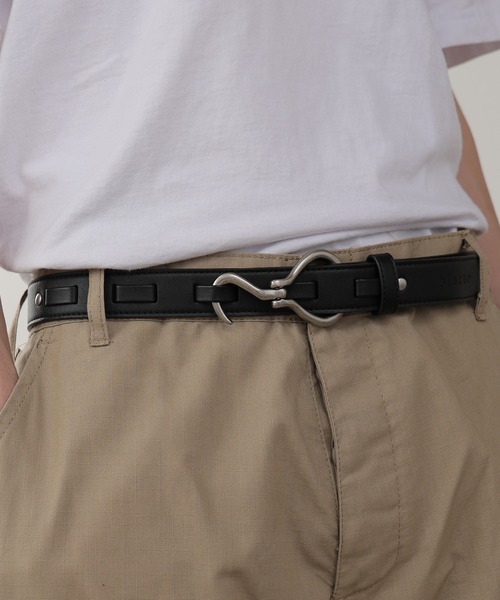 ROOPTOKYO（ループトウキョウ）の「gii select /ギィセレクト フックベルト（ベルト・メンズ・シルバー系その他/ゴールド系その他/ゴールド系その他2/シルバー系その他2/ブラック系その他/シルバー×ゴールド/ゼブラ/ホワイト×ブラック/ホワイト系/ブラック系3/カーキオリーブ/レッド・FREE）」の19枚目の写真