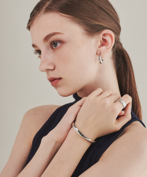 ciite' surgical stainless（シーテサージカルステンレス）の「【 金属アレルギー対応 】 シンプルバングル / ブレスレット サージカルステンレス（バングル/リストバンド・レディース・ゴールド/シルバー・FREE）」の9枚目の写真