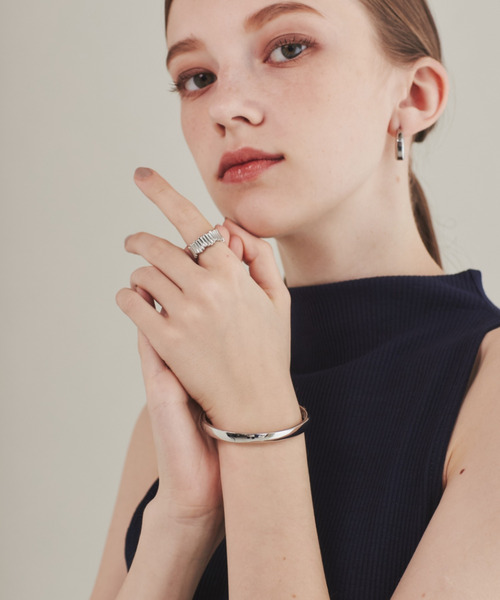 ciite' surgical stainless（シーテサージカルステンレス）の「【 金属アレルギー対応 】 シンプルバングル / ブレスレット サージカルステンレス（バングル/リストバンド・レディース・ゴールド/シルバー・FREE）」の11枚目の写真