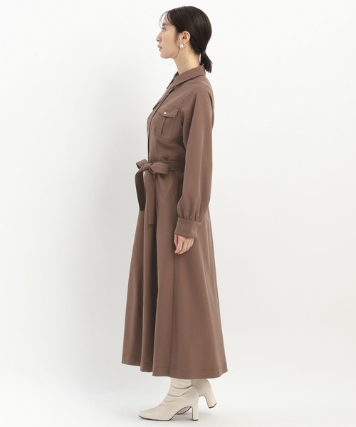 Andemiu(アンデミュウ)の「サファリステッチシャツワンピース242357(シャツワンピース・レディース・ブラウン/チャコールグレー/ブルー・FREE)」の11枚目の写真