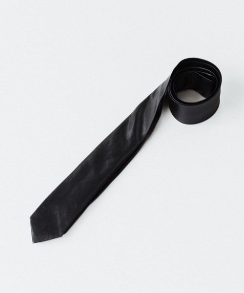 VEIN （ヴェイン）の「PE ヴィンテージサテン ナロータイ / PE VINTAGE SATIN NARROW TIE（ネクタイ・メンズ・ブラック・ONE SIZE）」の5枚目の写真
