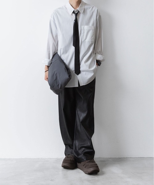 VEIN （ヴェイン）の「PE ヴィンテージサテン ナロータイ / PE VINTAGE SATIN NARROW TIE（ネクタイ・メンズ・ブラック・ONE SIZE）」の2枚目の写真