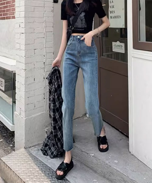 urge:(アージコロン )の「【URGE:】ハイウエスト 切りっぱなし デニムパンツ(デニムパンツ・レディース・ブルー/ブラック・SMALL/MEDIUM/LARGE/X-LARGE)」の8枚目の写真
