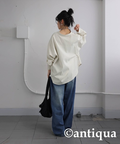 antiqua(アンティカ)の「ドットギャザーデザイントップス(シャツ/ブラウス・レディース・アイボリー/ブラック・ONESIZE)」の5枚目の写真