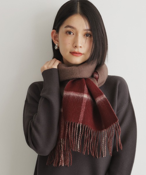 THE SHOP TK （ザ ショップ ティーケー ）の「◆ウールリバーシブルマフラー ビジネス兼用 ／ チェック ／ へリンボン（マフラー・レディース・ワイン系1/ネイビー系1/グレー系その他7/ネイビー/ブラック/グレー系4・00）」の6枚目の写真