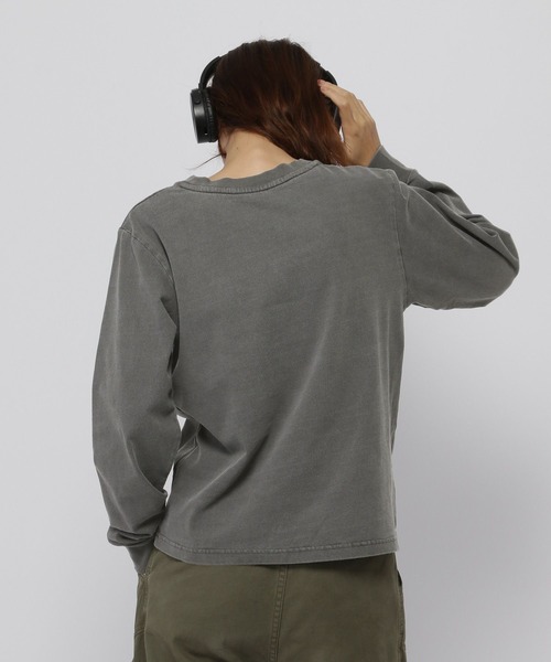 ALAND(エーランド)の「【UNISEX】ALAND/ピグメントロゴロングスリーブ(Tシャツ/カットソー・レディース・チャコール/ブラウン・MEDIUM/LARGE/SMALL)」の7枚目の写真