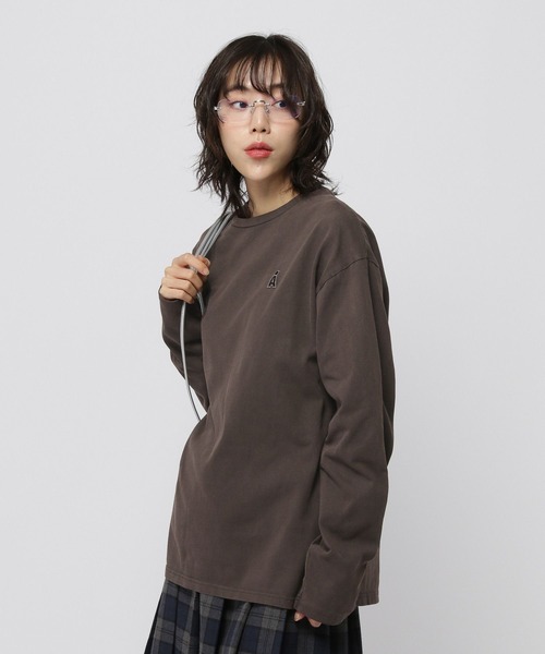 ALAND(エーランド)の「【UNISEX】ALAND/ピグメントロゴロングスリーブ(Tシャツ/カットソー・レディース・チャコール/ブラウン・MEDIUM/LARGE/SMALL)」の16枚目の写真