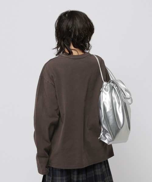 ALAND(エーランド)の「【UNISEX】ALAND/ピグメントロゴロングスリーブ(Tシャツ/カットソー・レディース・チャコール/ブラウン・MEDIUM/LARGE/SMALL)」の17枚目の写真