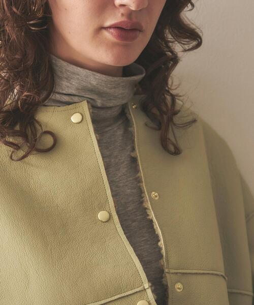 cloenc（クロエンス）の「◆【リバーシブル】ボアショートコート（ノーカラーコート・レディース・アイボリー/ダークグレー/スモーキーグリーン系・02）」の18枚目の写真