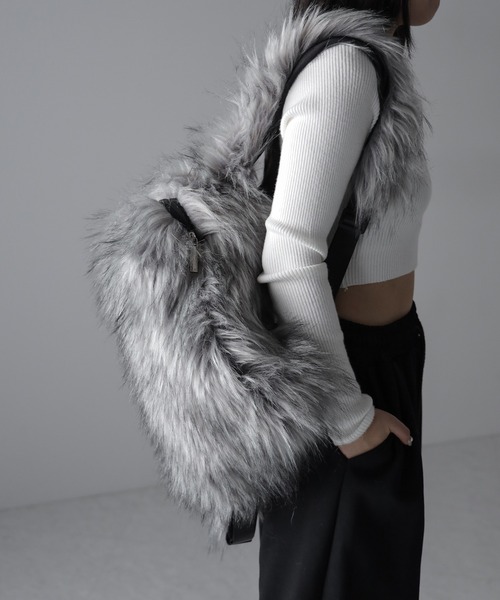 【 ３color 】グラデーションシャギーファーバックパック ／ Gradation shaggy fur backpack（バックパック/リュック）｜me+em select（ミームセレクト）