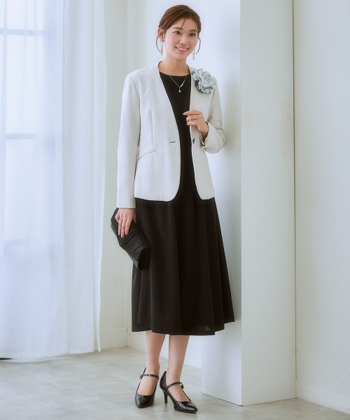 7days Life Styling(セブンデイズライフスタイリング)の「カットソー素材パール調ボタン袖スリットワンピース(ワンピース・レディース・ネイビー/ブラック・3L/LL/L/M/S/4L/5L/6L)」の7枚目の写真