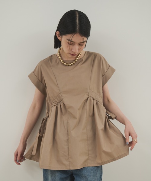 Shelly island（シェリーアイランド）の「ウエストギャザー切替ブラウス（シャツ/ブラウス・レディース・ベージュ/ホワイト/ブラック/ブラウン・FREE）」の11枚目の写真