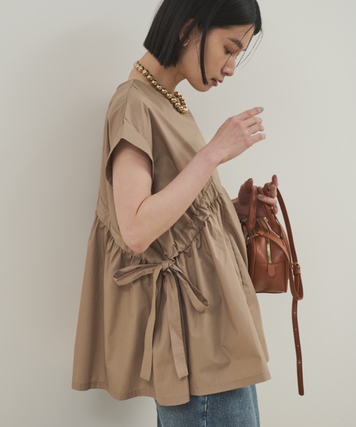 Shelly island（シェリーアイランド）の「ウエストギャザー切替ブラウス（シャツ/ブラウス・レディース・ベージュ/ホワイト/ブラック/ブラウン・FREE）」の10枚目の写真