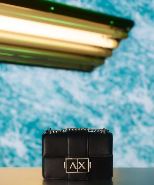 ARMANI EXCHANGE（アルマーニエクスチェンジ）の「【A|X アルマーニ エクスチェンジ】AXロゴ チェーンミニショルダーバック（ショルダーバッグ・レディース・ブラック/ガンメタ/バーガンディー/オフホワイト・FREE）」の19枚目の写真