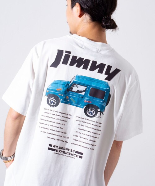 WILDERNESS EXPERIENCE(ウィルダネスエクスペリエンス)の「【WILDERNESS EXPERIENCE×JIMNY】別注バックプリント Tシャツ(Tシャツ/カットソー・メンズ・ネイビー/ホワイト/ブラック/チャコールグレー・M/L)」の2枚目の写真