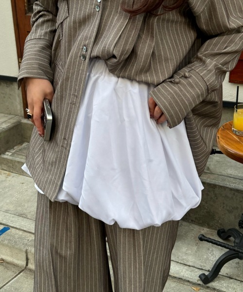 efill（エフィル）の「今シーズン話題の ボリューム バルーン スカート（スカート・レディース・ホワイト/ブラック・FREE）」の9枚目の写真