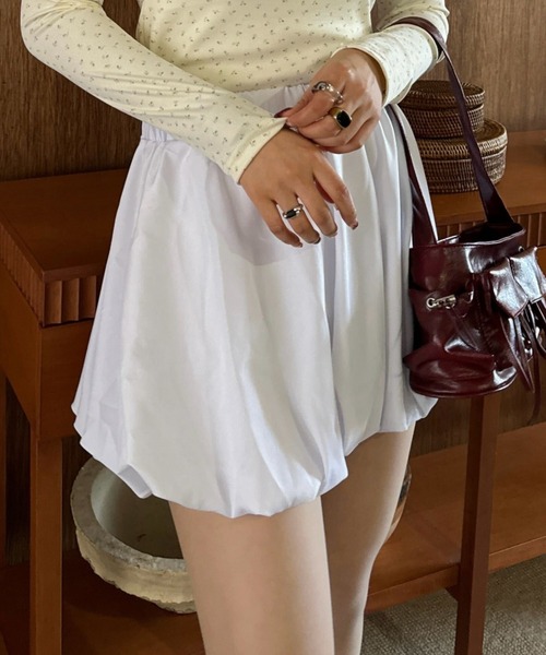 efill（エフィル）の「今シーズン話題の ボリューム バルーン スカート（スカート・レディース・ホワイト/ブラック・FREE）」の14枚目の写真