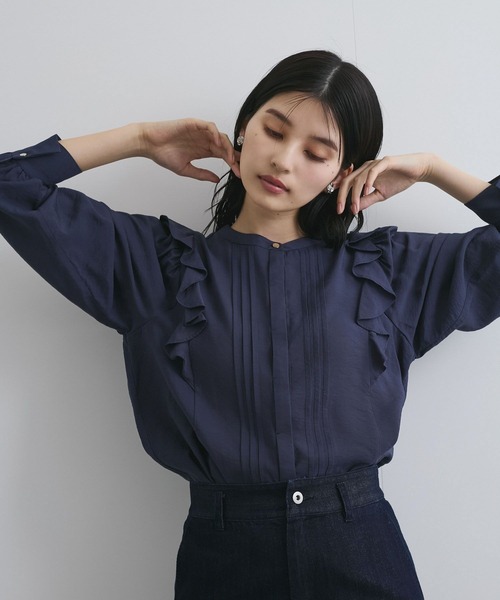 VIS（ビス）の「【洗える】フロントピンタックフリルブラウス（シャツ/ブラウス・レディース・ネイビー/オフホワイト/ピンク系その他2・FREE）」の3枚目の写真