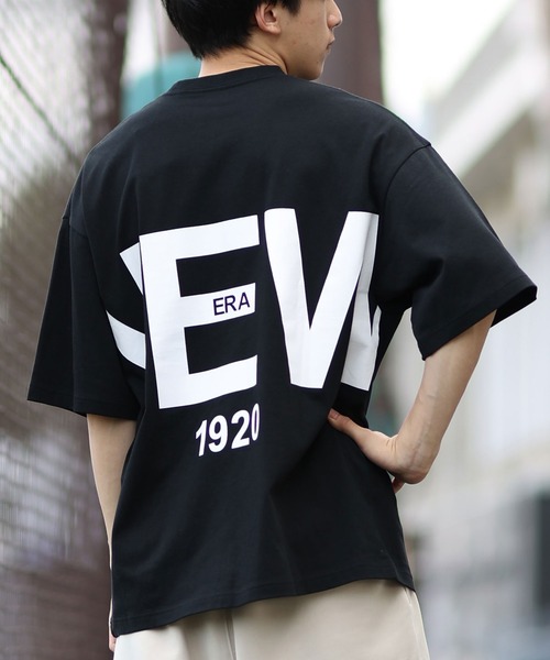NEW ERA(ニューエラ)の「NEW ERA/ニューエラ 半袖Tシャツ バックプリント オーバーサイズ 14410046/14410047/14410048(Tシャツ/カットソー・メンズ・ホワイト/ベージュ/ブラック・M/L/XL/XXL)」の1枚目の写真