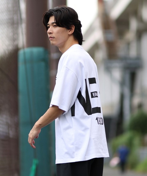 NEW ERA(ニューエラ)の「NEW ERA/ニューエラ 半袖Tシャツ バックプリント オーバーサイズ 14410046/14410047/14410048(Tシャツ/カットソー・メンズ・ホワイト/ベージュ/ブラック・M/L/XL/XXL)」の8枚目の写真