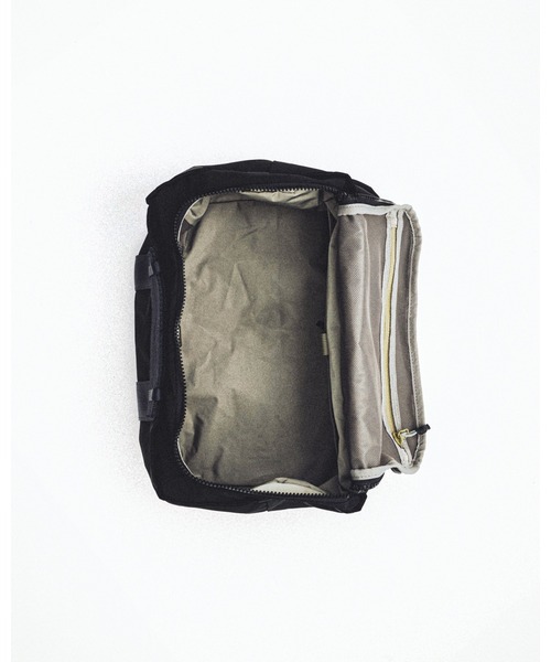 トポロジーTopologie Summit Duffle Small ブラック Topologie Summit Duffle Small in Black Topologie