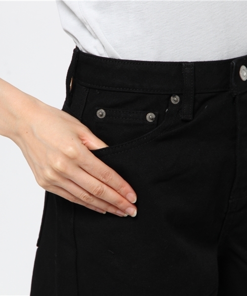 MOUSSY（マウジー）の「CUT OFF BLK S/PT（デニムパンツ・レディース・ブラック・0/1/2）」の7枚目の写真