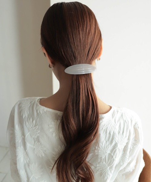 rapiecage（ラピエサージュ）の「アクリルミドルオーバルバレッタ（その他ヘアアクセサリー・レディース・アイボリー/グレー/ブラウン・FREE）」の4枚目の写真