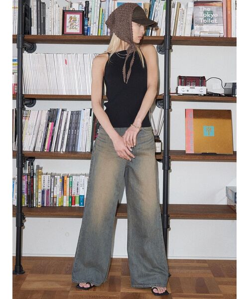 VEQUM（VEQUM）の「【VEQUM】RIM WIDE JEANS（デニムパンツ・レディース・ブラック/ライトブルー/インディゴブルー・26/25/24）」の6枚目の写真