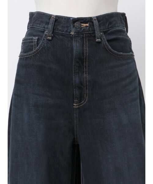 VEQUM（VEQUM）の「【VEQUM】RIM WIDE JEANS（デニムパンツ・レディース・ブラック/ライトブルー/インディゴブルー・26/25/24）」の11枚目の写真
