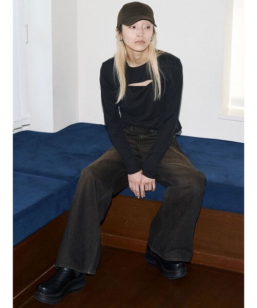 VEQUM（VEQUM）の「【VEQUM】RIM WIDE JEANS（デニムパンツ・レディース・ブラック/ライトブルー/インディゴブルー・26/25/24）」の11枚目の写真