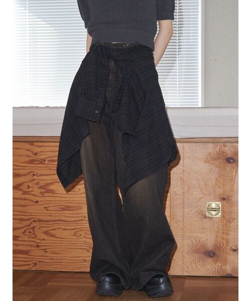 VEQUM（VEQUM）の「【VEQUM】RIM WIDE JEANS（デニムパンツ・レディース・ブラック/ライトブルー/インディゴブルー・26/25/24）」の13枚目の写真