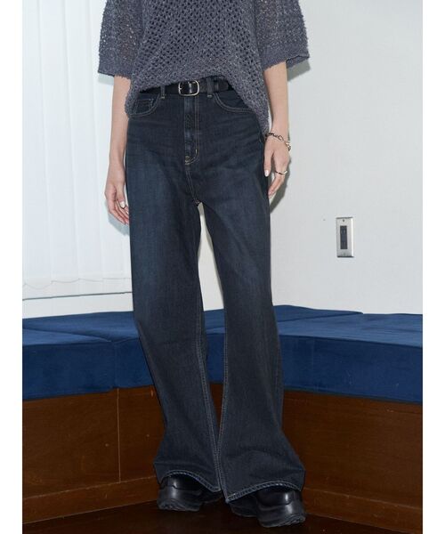 VEQUM（VEQUM）の「【VEQUM】RIM WIDE JEANS（デニムパンツ・レディース・ブラック/ライトブルー/インディゴブルー・26/25/24）」の17枚目の写真